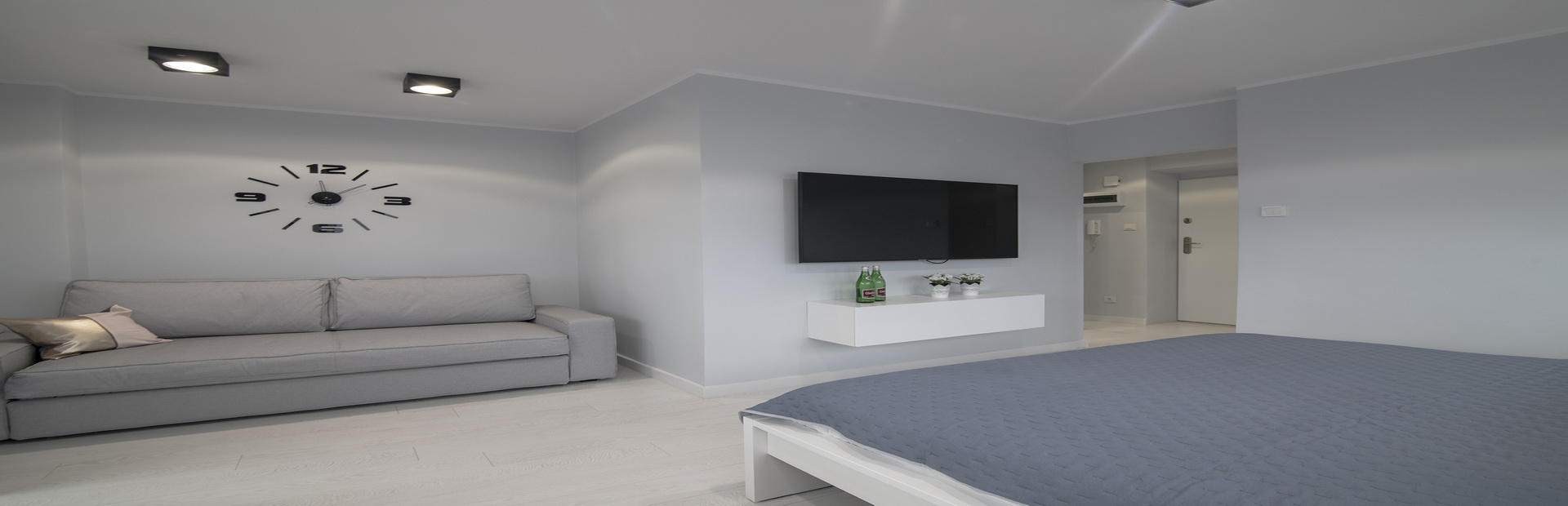 Apartment Salon TV